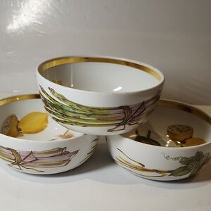 Royal Worcester Evesham Salad Bowl Set Of 3